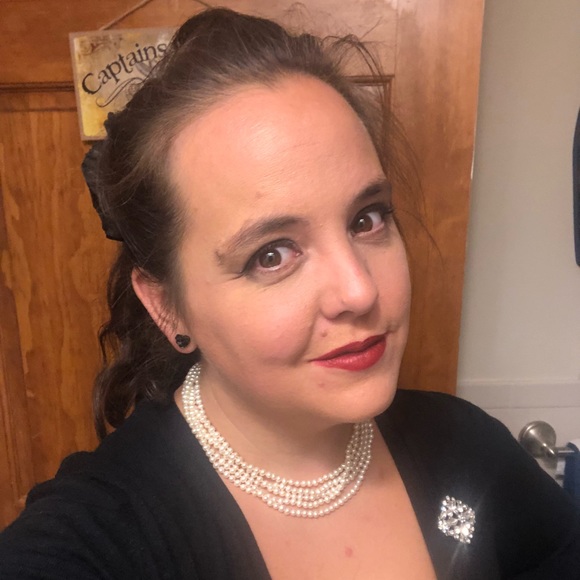 Meet your Posher, Martha - Picture 6 of 8